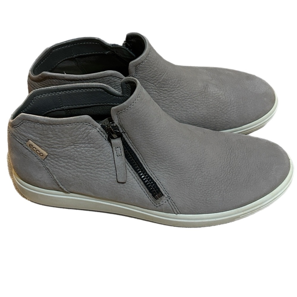 Ecco Women's Nubuck Side-Zip Bootie
